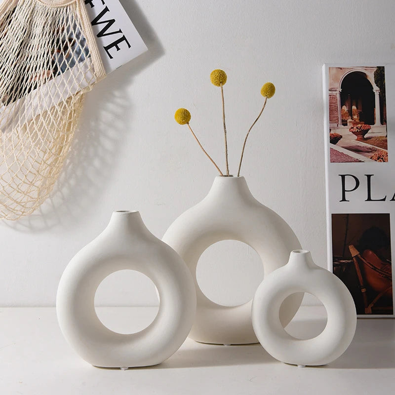 Nordic White Flower Vase – Modern Plastic Plant Pot for Floral Arrangements & Home Décor