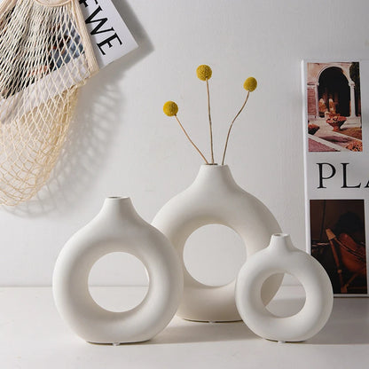 Nordic White Flower Vase – Modern Plastic Plant Pot for Floral Arrangements & Home Décor