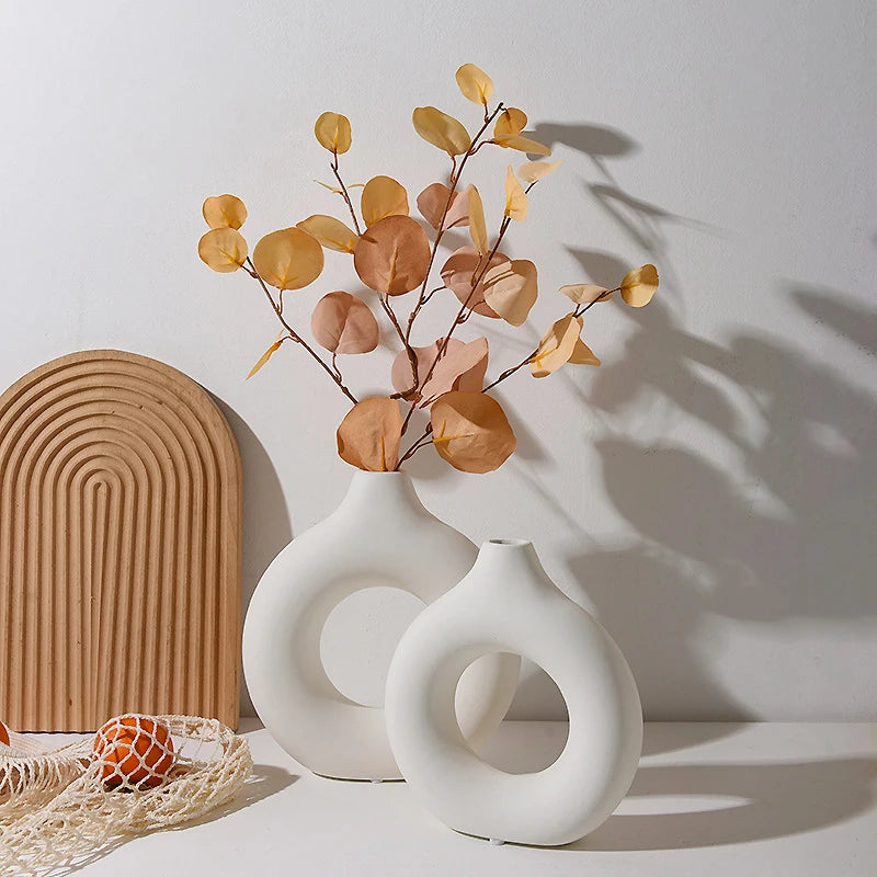 Nordic White Flower Vase – Modern Plastic Plant Pot for Floral Arrangements & Home Décor